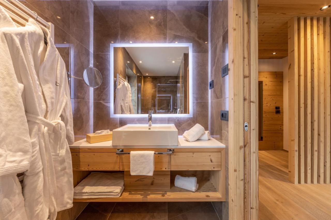 Hotel Meida Поцца-ди-Фасса Экстерьер фото