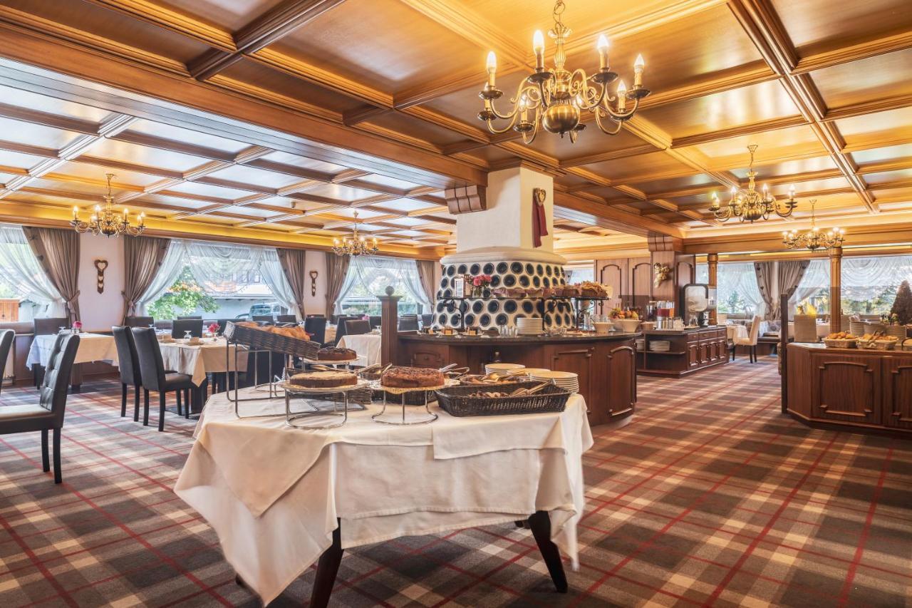 Hotel Meida Поцца-ди-Фасса Экстерьер фото