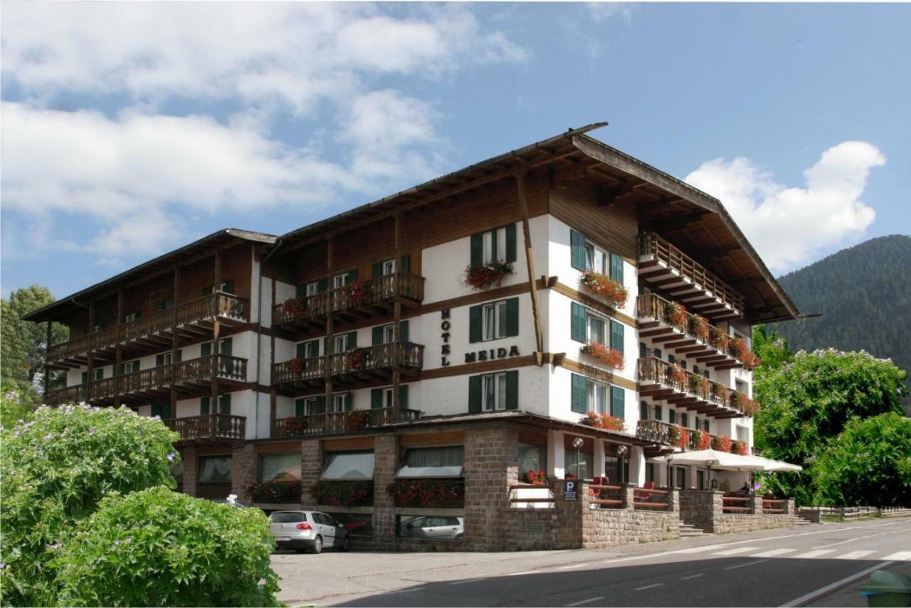 Hotel Meida Поцца-ди-Фасса Экстерьер фото